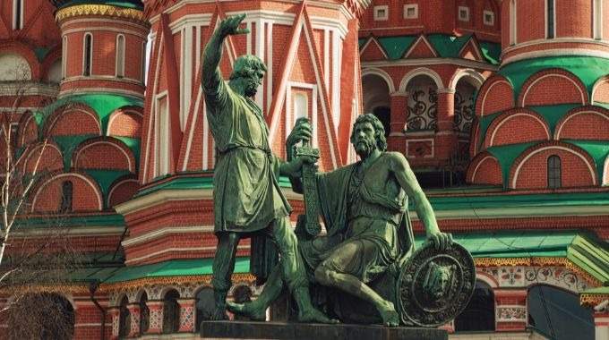 Les deux capitales de Russie - Moscou - Saint-Pétersbourg - pour voyageurs indépendants (CB-14)